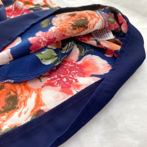 NWOT Target Sleeveless Floral Romper Size Large - Picture 14 of 16